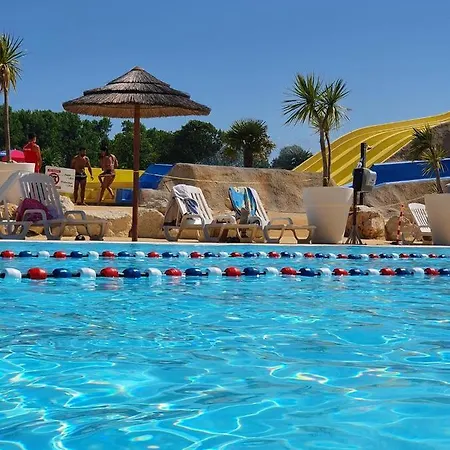 Campsite La Palmyre Mobil 3ch Confort 4 Etoiles Les Charmettes