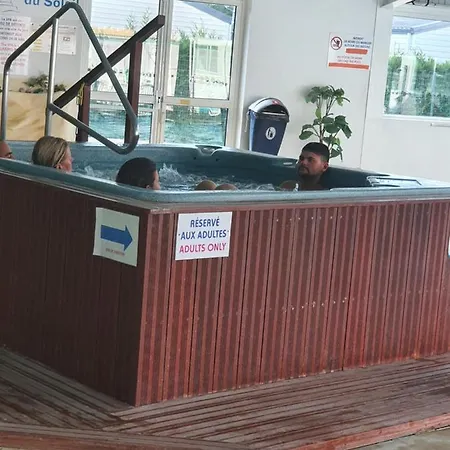 Kamp alanı La Palmyre Mobil 3ch Confort 128 4 Etoiles Les Charmettes *