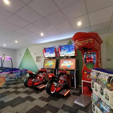 Kamp alanı La Palmyre Mobil 3ch Confort 128 4 Etoiles Les Charmettes Les Mathes