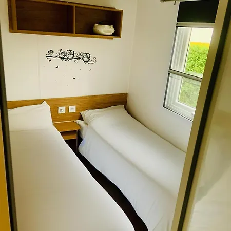 La Palmyre Mobil 3ch Confort 128 4 Etoiles Les Charmettes Kamp alanı *